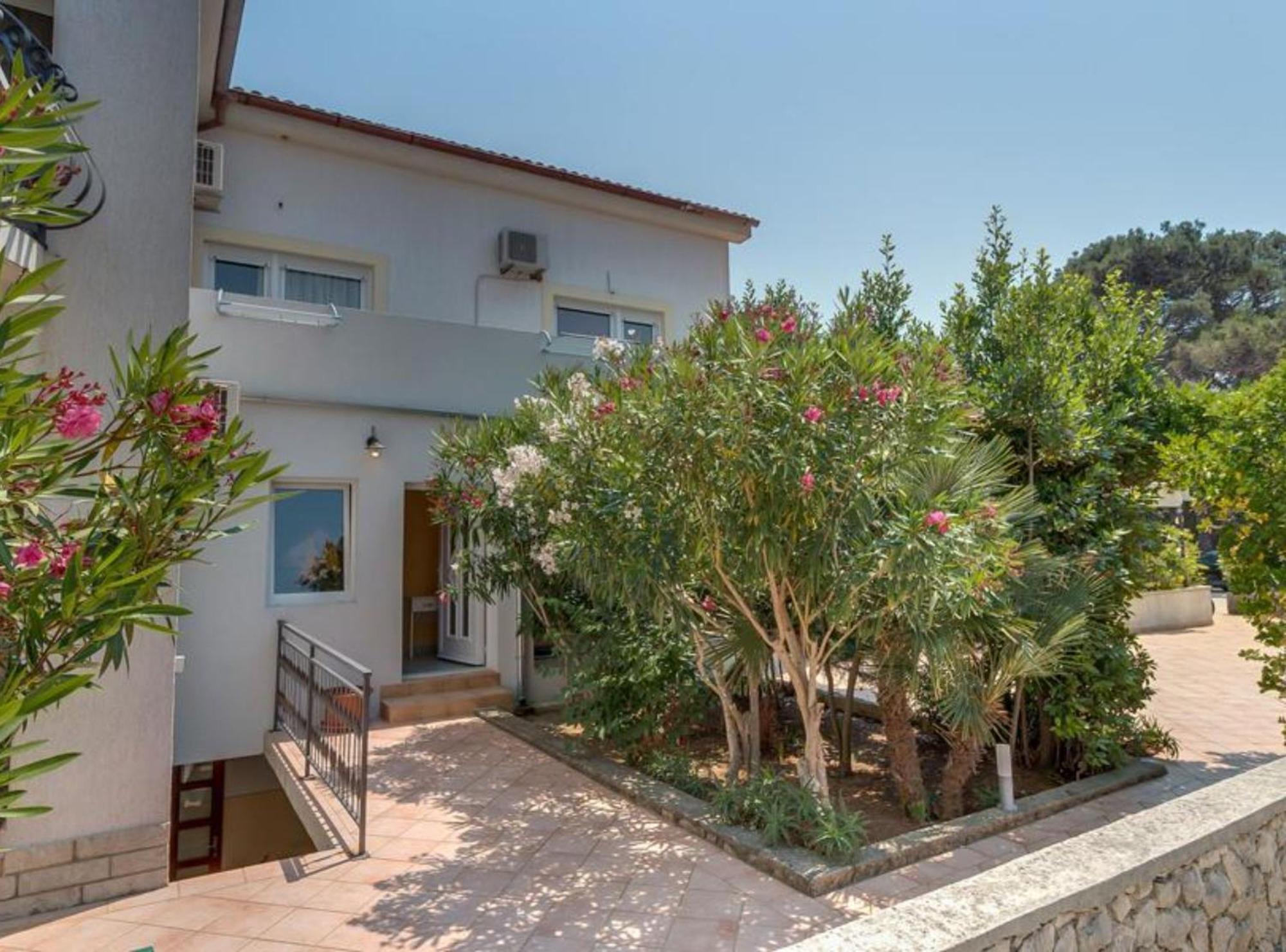 Pansion Belvedere Mali Lošinj Extérieur photo